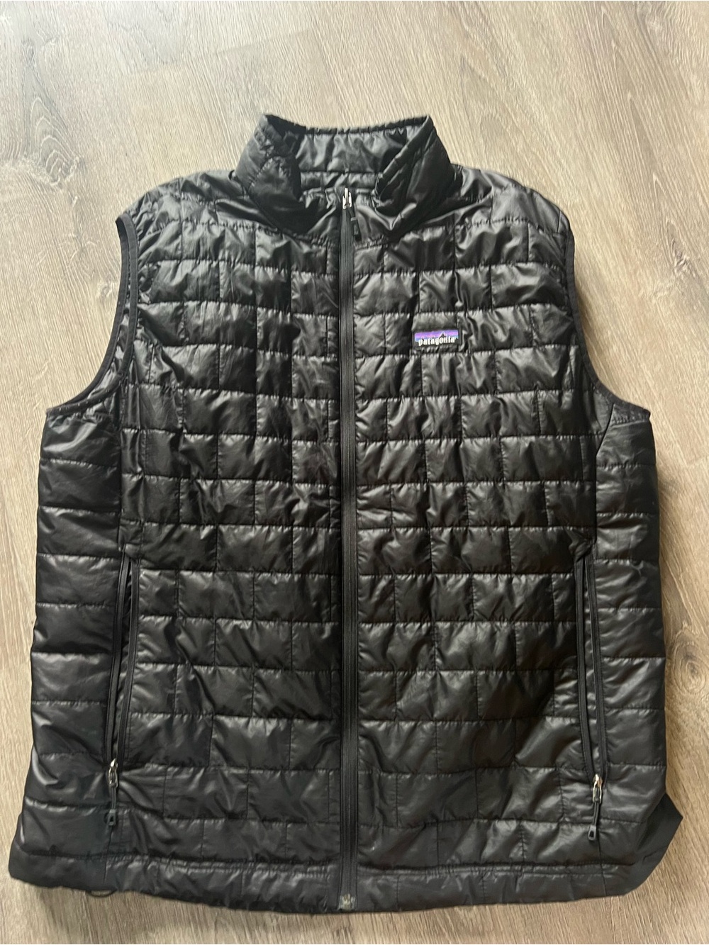 Patagonia Black Men's Quilted Jacket with Logo